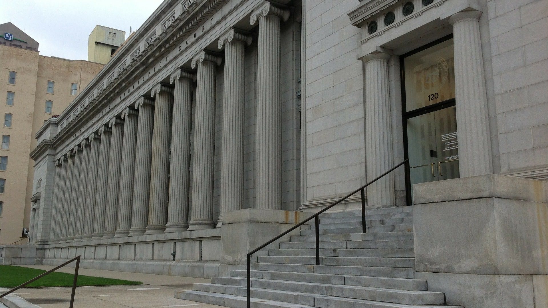 court-144090_1920
